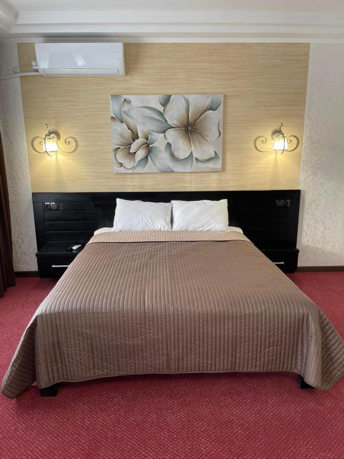 Maliye Khutora Hotel Merry Club מראה חיצוני תמונה